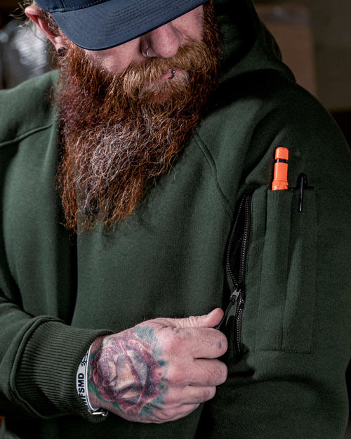 Vohl Heavyweight Fleece Hoody – Deep Forest Green – SKU WW-PO-400, Lifestyle  pen holder | color:deep-forest-green